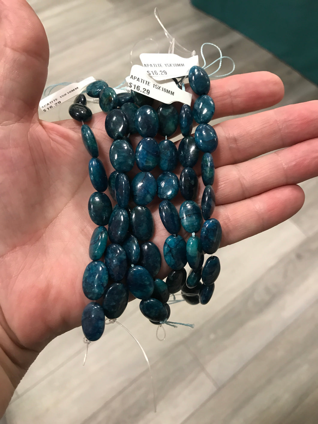APATITE OVAL BEADS 15x10MM