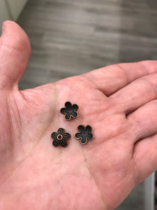FLOWER BEAD CAP