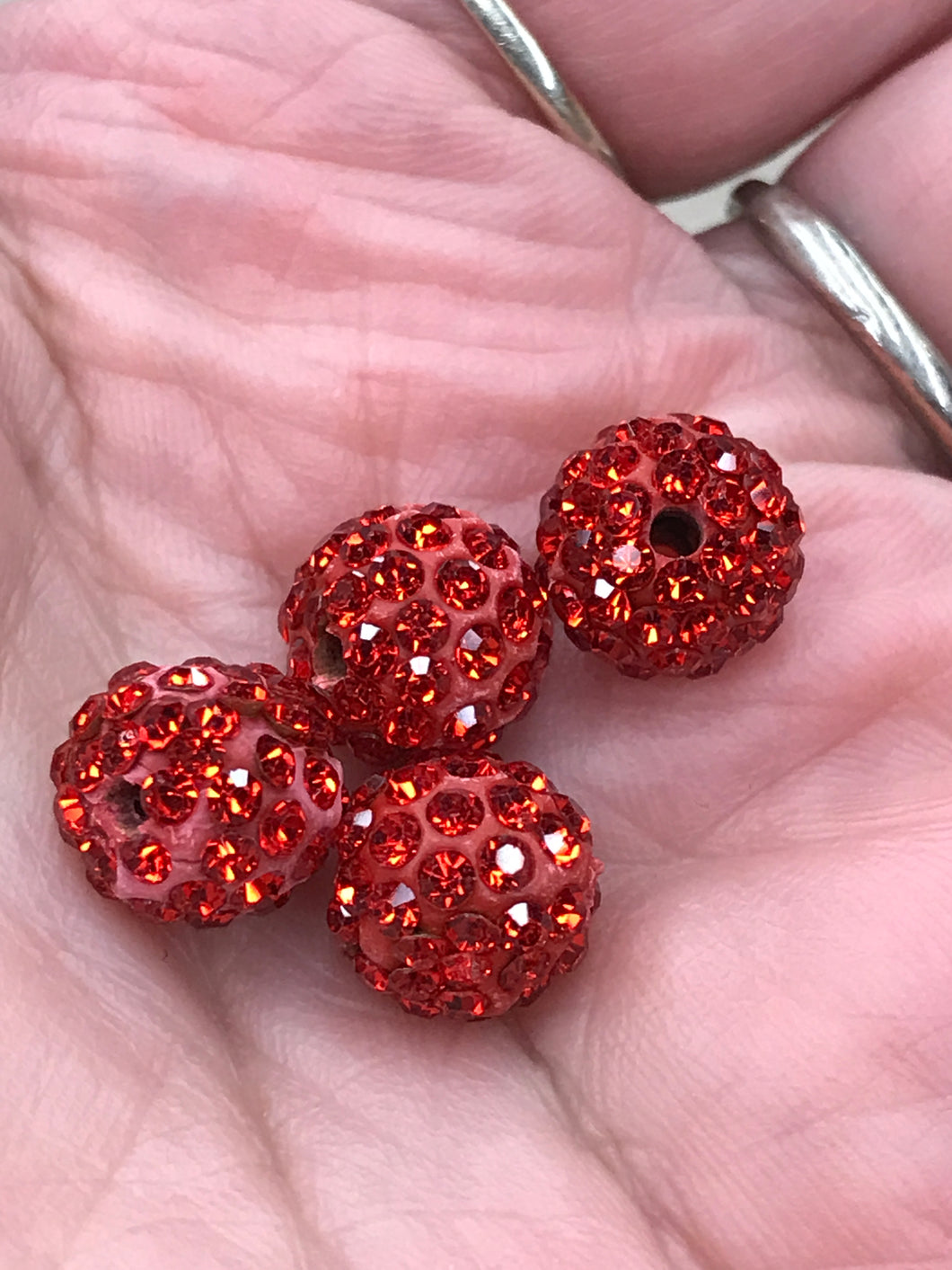 CLAY/RHINESTONE BEADS 10MM