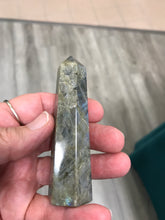 Load image into Gallery viewer, LABRADORITE POINT
