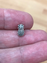 Load image into Gallery viewer, PINEAPPLE BEAD
