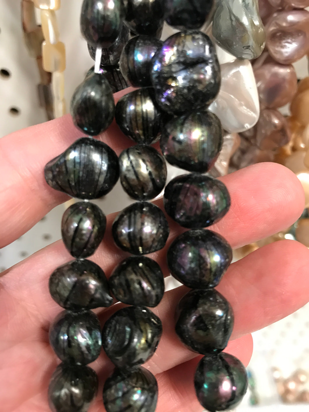 MOTHER OF PEARL PEACOCK BEADS