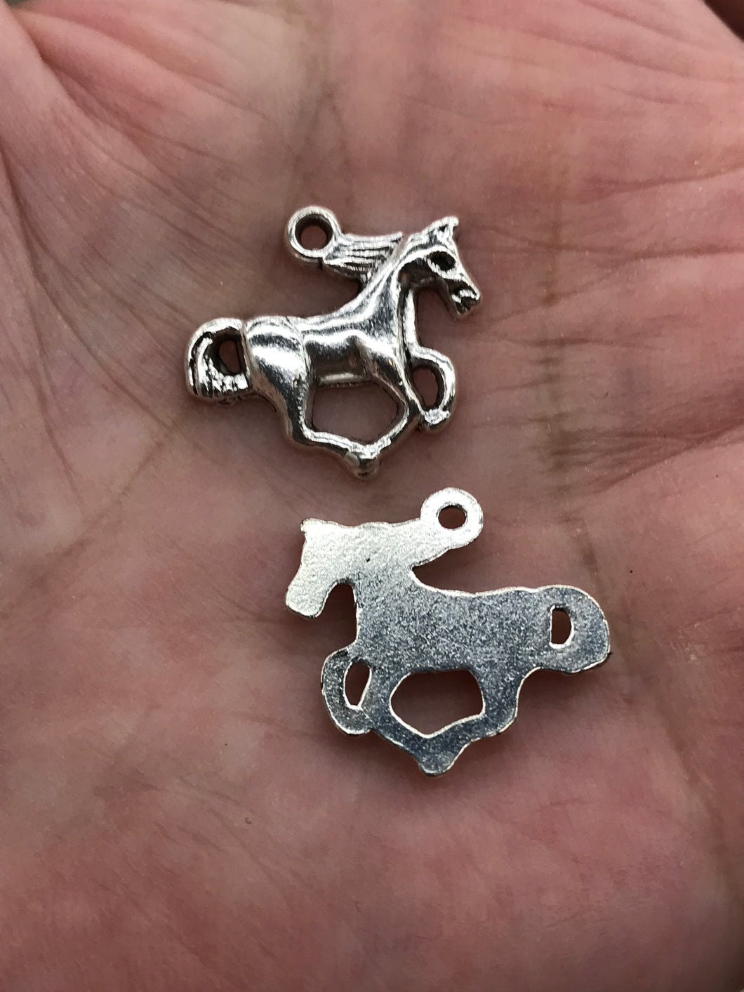 HORSE CHARM