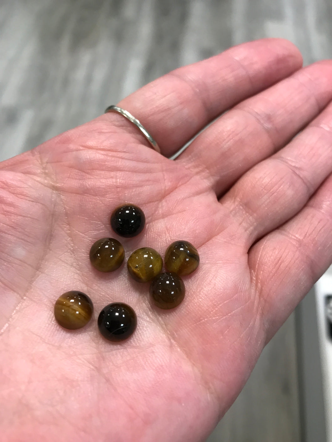 TIGER EYE CABOCHON