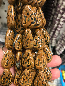 PORCELAIN BEADS
