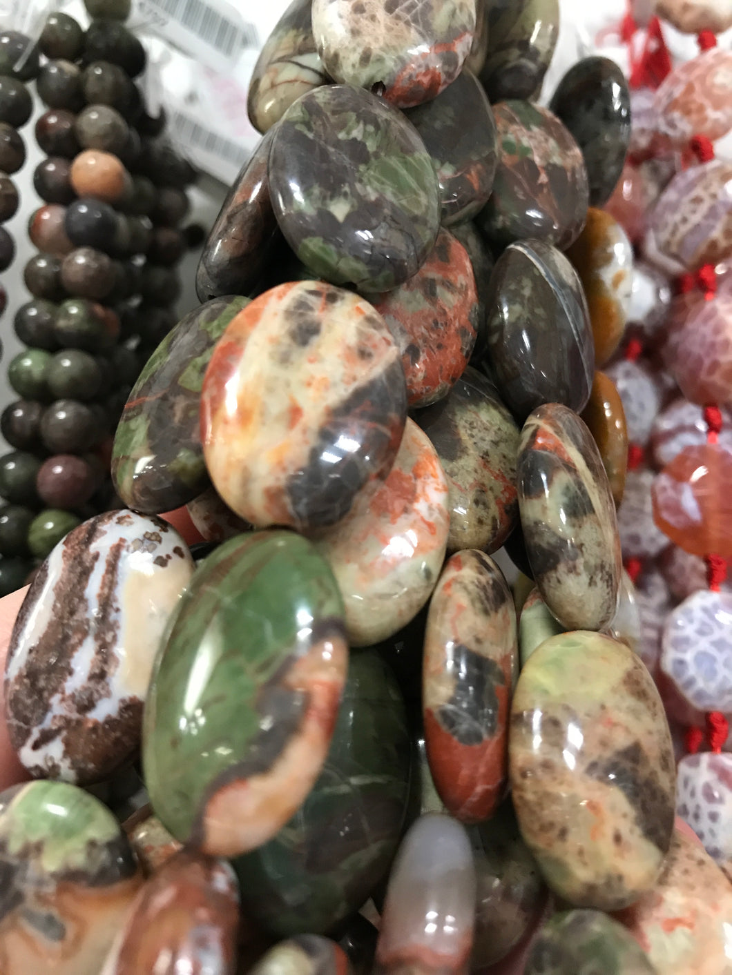 AGATE OVAL BEADS 25x18MM