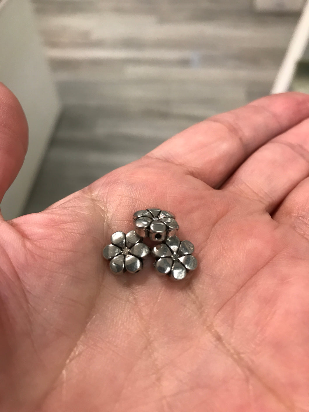 FLOWER BEAD