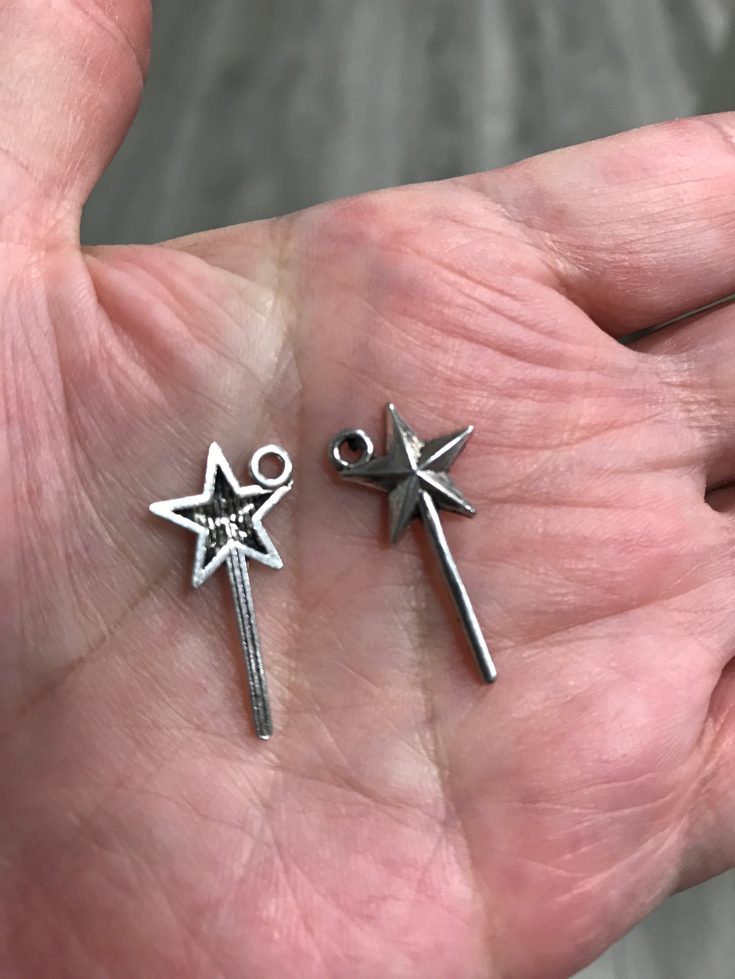 CHARM MAGIC WAND